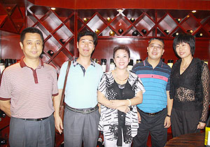 綠之韻集團(tuán)胡國(guó)安董事長(zhǎng)赴天津、河北市場(chǎng)考察