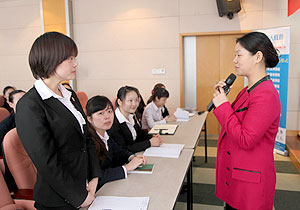 “凝心聚力、團(tuán)結(jié)奮進(jìn)”2013年綠之韻集團(tuán)員工拓展訓(xùn)練營成功舉行