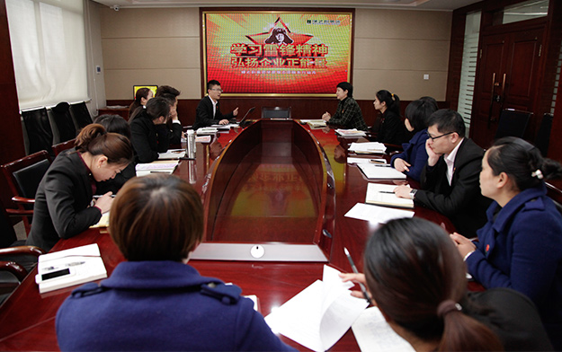 學(xué)習(xí)雷鋒精神 弘揚(yáng)企業(yè)正能量——綠之韻集團(tuán)團(tuán)委召開(kāi)學(xué)習(xí)雷鋒精神座談會(huì)