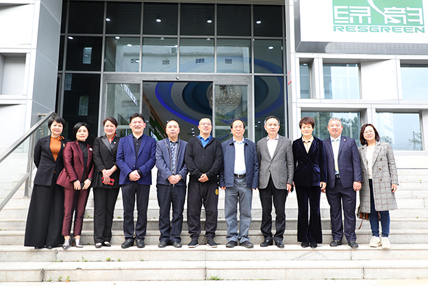 中共長沙市委常委、統(tǒng)戰(zhàn)部部長譚小平一行蒞臨綠之韻調(diào)研指導(dǎo)